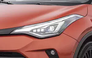 Cars wallpapers Toyota C-HR Hybrid (Orange) - 2019