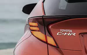 Cars wallpapers Toyota C-HR Hybrid (Orange) - 2019