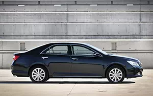 Cars wallpapers Toyota Camry - 2011