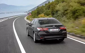 Cars wallpapers Toyota Camry Hybrid - 2019
