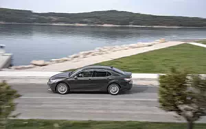 Cars wallpapers Toyota Camry Hybrid - 2019
