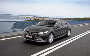Cars wallpapers Toyota Camry Hybrid - 2019