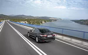 Cars wallpapers Toyota Camry Hybrid - 2019