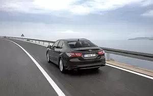 Cars wallpapers Toyota Camry Hybrid - 2019