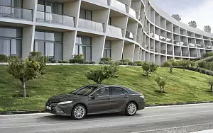 Cars wallpapers Toyota Camry Hybrid - 2019