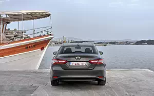 Cars wallpapers Toyota Camry Hybrid - 2019