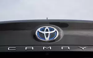 Cars wallpapers Toyota Camry Hybrid - 2019