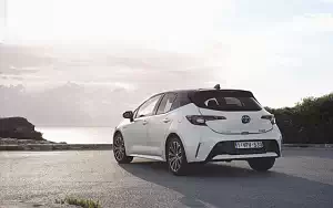 Cars wallpapers Toyota Corolla Hatchback Hybrid 1.8L - 2019