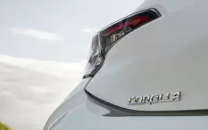 Cars wallpapers Toyota Corolla Hatchback Hybrid 1.8L - 2019