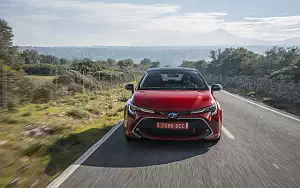 Cars wallpapers Toyota Corolla Hatchback Hybrid 2.0L - 2019
