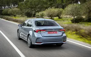 Cars wallpapers Toyota Corolla Sedan Hybrid - 2019