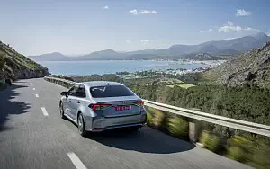 Cars wallpapers Toyota Corolla Sedan Hybrid - 2019