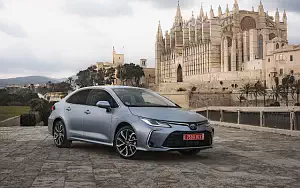 Cars wallpapers Toyota Corolla Sedan Hybrid - 2019