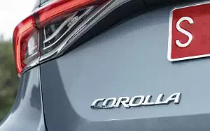 Cars wallpapers Toyota Corolla Sedan Hybrid - 2019