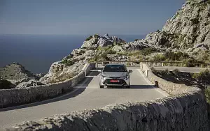 Cars wallpapers Toyota Corolla Touring Sports Hybrid 1.8L - 2019