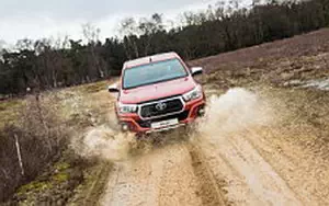 Cars wallpapers Toyota Hilux 4x4 Special Edition Double Cab - 2018