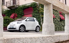 Cars wallpapers Toyota iQ - 2009