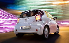 Cars wallpapers Toyota iQ - 2009