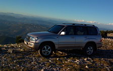 Cars wallpapers Toyota Land Cruiser 100 - 2002