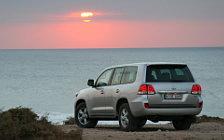 Cars wallpapers Toyota Land Cruiser 200 - 2007