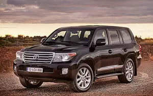 Cars wallpapers Toyota Land Cruiser 200 - 2012