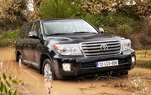 Cars wallpapers Toyota Land Cruiser 200 - 2012