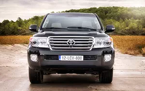 Cars wallpapers Toyota Land Cruiser 200 - 2012