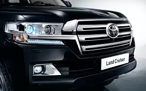 Cars wallpapers Toyota Land Cruiser 200 - 2015