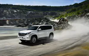 Cars wallpapers Toyota Land Cruiser Prado - 2013