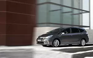 Cars wallpapers Toyota Prius+ - 2012