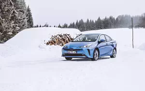 Cars wallpapers Toyota Prius - 2019