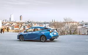 Cars wallpapers Toyota Prius - 2019