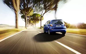 Cars wallpapers Toyota Verso S - 2011