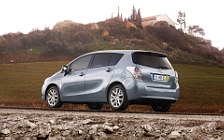 Cars wallpapers Toyota Verso - 2009