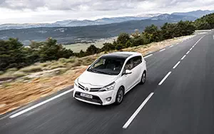 Cars wallpapers Toyota Verso - 2013