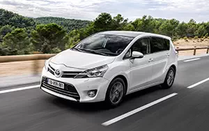 Cars wallpapers Toyota Verso - 2013