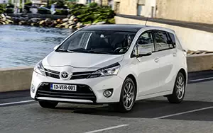 Cars wallpapers Toyota Verso - 2013