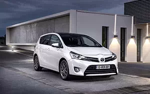 Cars wallpapers Toyota Verso - 2013