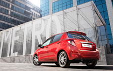 Cars wallpapers Toyota Yaris 5door - 2011