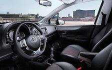 Cars wallpapers Toyota Yaris 5door - 2011