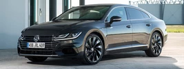 Volkswagen Arteon 4MOTION R-Line - 2017