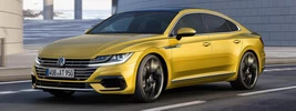 Volkswagen Arteon R-Line - 2017