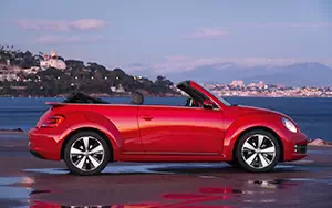 Cars wallpapers Volkswagen Beetle Cabriolet - 2013