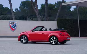 Cars wallpapers Volkswagen Beetle Cabriolet - 2013