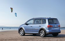 Cars wallpapers Volkswagen CrossTouran - 2010