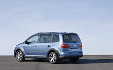 Cars wallpapers Volkswagen CrossTouran - 2010