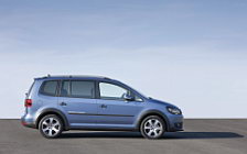 Cars wallpapers Volkswagen CrossTouran - 2010