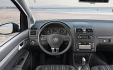 Cars wallpapers Volkswagen CrossTouran - 2010