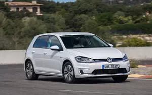 Cars wallpapers Volkswagen e-Golf - 2017