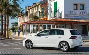 Cars wallpapers Volkswagen e-Golf - 2017